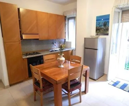 Apartman N35 - Numana, Trilocale A 100mt Dal Mare